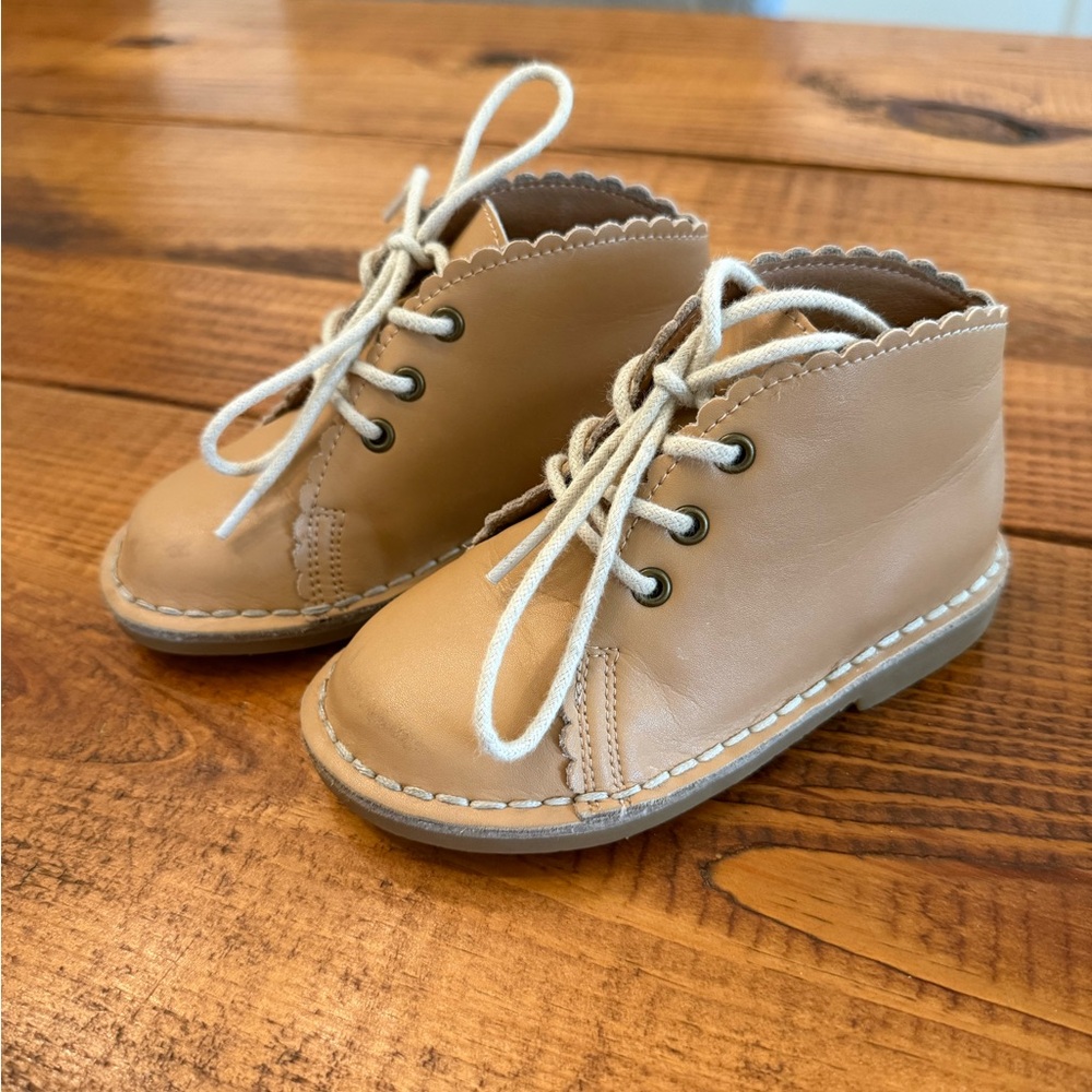 Sweet Honey Leather Scalloped Ankle Boots Tan 7c
